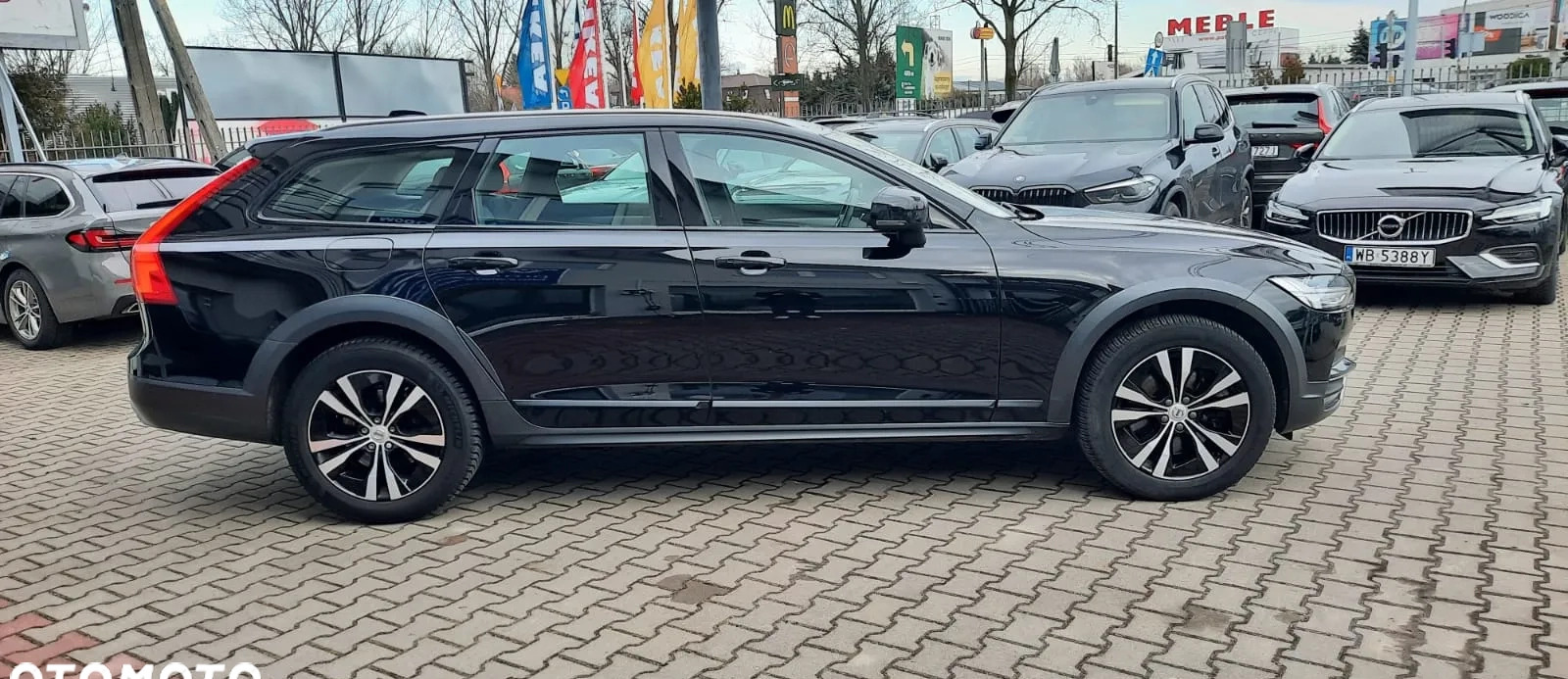 Volvo V90 Cross Country cena 139000 przebieg: 70900, rok produkcji 2020 z Babimost małe 172